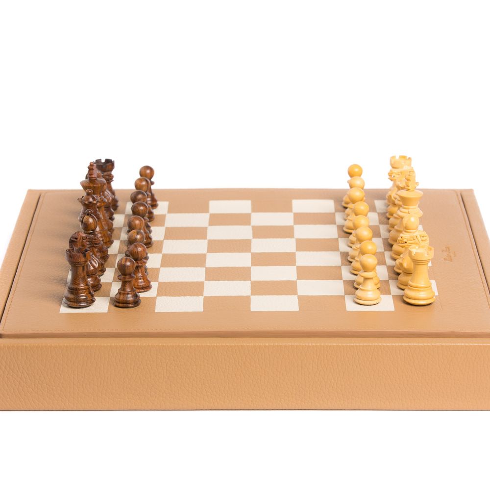 Hector Saxe Buffalo chess sets