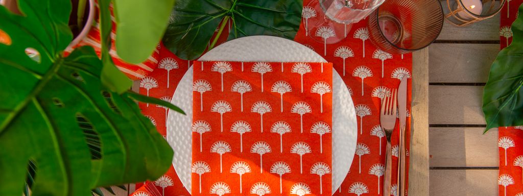 Des serviettes de table élégantes pour vos fêtes de Noël : découvrez la  collection en intissé jetable de Françoise Paviot