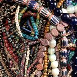 Bijoux - Pâtes de verre anciennes - KANEM