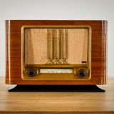 Design objects - Antic refurbished Bluetooth Radio "Ducretet-Thomson" - 1950 - CHARLESTINE