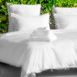 Decorative objects - White cotton bed linen with pompons - MIA ZIA