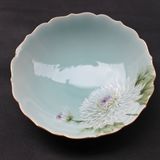 Tea and coffee accessories - Celadon Chrysanthemum, Round bowl - YUKO KIKUCHI