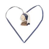 Cadeaux - Broche brodée à la main pour fille avec boucle d'oreille en perles - HELLEN VAN BERKEL HEARTMADE PRINTS