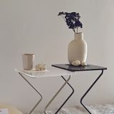 Coffee tables - The white square side table. - KRAY STUDIO