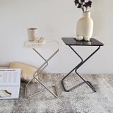 Coffee tables - The white square side table. - KRAY STUDIO