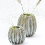 Objets de décoration - Vase Bølger fait à la main en céramique H=15cm D=14,5cm - YLVAYA DESIGN