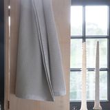 Linens - Biafo throws, decorative cushions and bedspread - AIGREDOUX