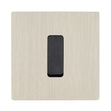 Objets design - Bouton Plat M en Acier Brut STB sur Plaque simple en Nickel Brossé - MODELEC