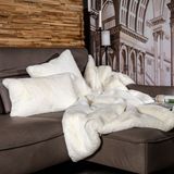 Couettes et oreillers - Fox - Plaid premium en fausse fourrure - DECKENKUNST MANUFAKTUR GERMANY