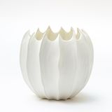 Vases - Vase AVA biscuit de porcelaine H20cm, D21cm - YLVAYA DESIGN