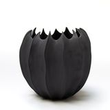 Vases - Vase/pot AVA black en biscuit de porcelaine H=20cm, D=21cm - YLVAYA DESIGN