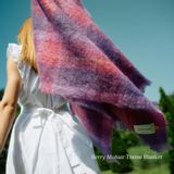 Objets de décoration - Plaid en mohair Berry. - CUSHENDALE