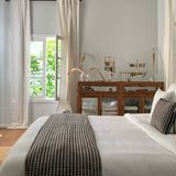 Linge de lit - Chemin de lit ethnique noir et blanc Oojam - TERRE AMBRÉE