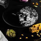 Decorative objects - Porcelain Plate “Count Orlok” - LOOL