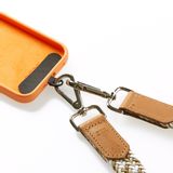 Petite maroquinerie - Lanière de téléphone tressée gris foncé prune - VERTICAL L ACCESSOIRE