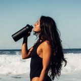 Gifts - Original Ocean Bottle - Obsidian Black (1 Litre) - OCEAN BOTTLE
