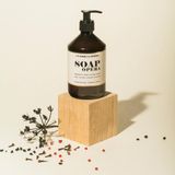 Decorative objects - SOAP OPERA - BODY & HAND WASHING GEL - SPICY WOOD - 490 ML - UN SOIR A L'OPERA