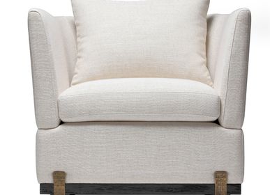 Lounge chairs for hospitalities & contracts - Ida Armchair in Sand Brushed Black Oak and Bronze Details - DUISTT