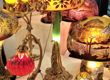 Verre d'art - Lampes style Gallé, verre gravé multicouches, Art Nouveau - TIEF