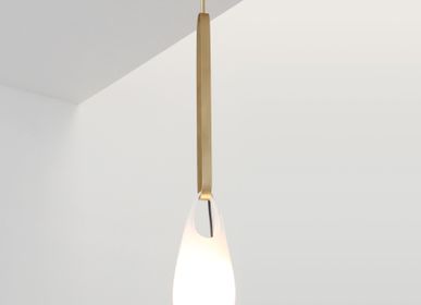Hanging lights - HOLD PIN Pendant - SKLO
