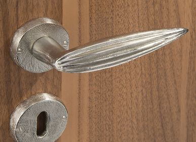 Artistic hardware - PLEATS Door handle  - OBJET INSOLITE