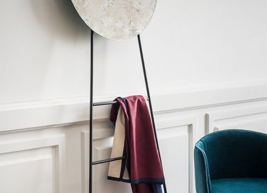 Mirrors - LOOK durable mirror on a ladder - TOUTVERRE