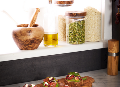 Food storage - Jar borosilicate with lid 900 ml available  olive wood or Walnut wood - BROWNE EUROPE BERARD