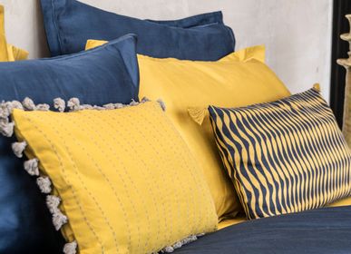 Fabric cushions - Pointilliste Cushion - FEBRONIE