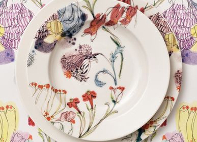 Céramique - La collection d'assiettes de jardin de grand-mère - FRANCESCA COLOMBO
