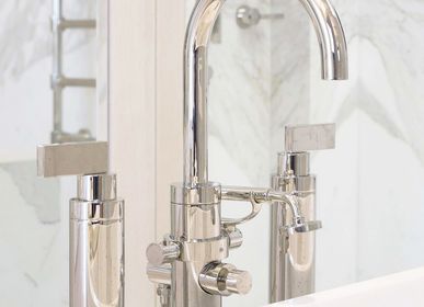 Robinetterie - Ensemble bain sur colonne, Collection Piet - VOLEVATCH