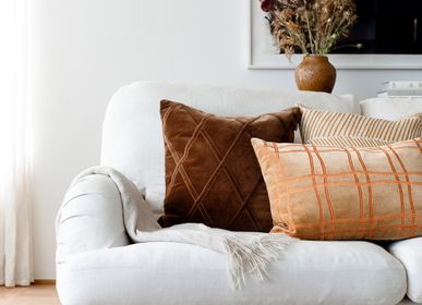 Fabric cushions - Velvet Cushions - Tattersall - CHHATWAL & JONSSON