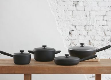 Poêles - Batterie de cuisine monolithique Poêle à frire (26cm) - JIA