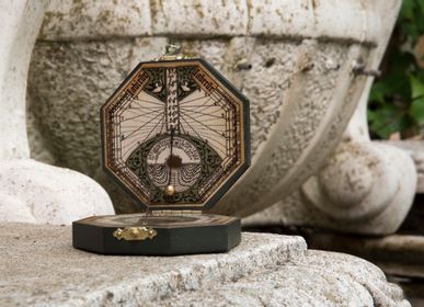Decorative objects - Sundial- Octogonal Brass - HEMISFERIUM