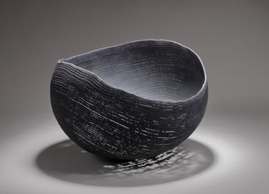 Decorative objects - Large black bowl - PASCAL OUDET