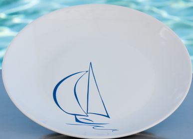 Everyday plates - Flat plate boat - VAGABONDE INTERNATIONAL