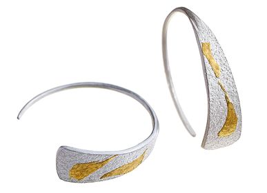 Orfèvrerie - Collection WHITE », boucles d'oreilles en forme de demi-cercle. Argent sterling et or - CHIARA DE FILIPPIS