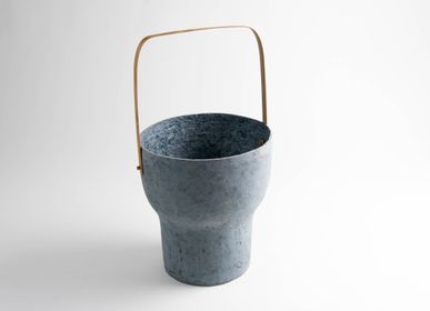 Vases - Vase en pâte à papier (gris simple) - INDIGENOUS
