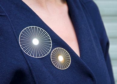Gifts - Solar magnetic brooche - TOUT SIMPLEMENT,