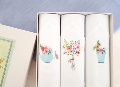 Foulards et écharpes - Mouchoirs - ensemble de trois mouchoirs brodés pour dames - TAMIELLE HANDKERCHIEFS