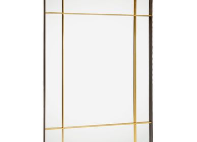 Mirrors - Sharp Mirror in Polished Brass - DUISTT
