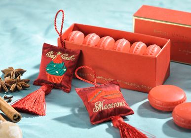 Guirlandes et boules de Noël - Accroche coeur, diffuseur de parfum Epices - ATELIER CATHERINE MASSON