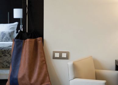 Homewear - PU leather laundry bag - MON CINTRE