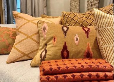 Fabric cushions - Velvet Cushions - Dipu - CHHATWAL & JONSSON