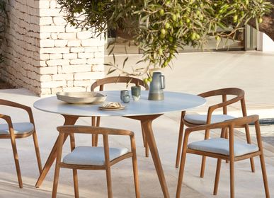 Dining Tables - Round outdoor dining table, Torsa, 8 persons - MANUTTI