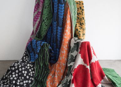 Customizable objects - BLOOM blanket - YURI HIMURO