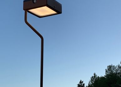 Outdoor floor lamps - TEE XL solar terminal - LYX LUMINAIRES
