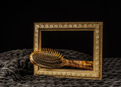 Cosmétiques - "Luxury"  Brosse à Cheveux. Matière et beauté dans un objet. - KOH-I-NOOR ITALY BEAUTY
