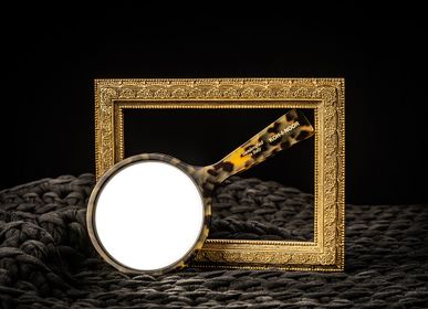 Cosmétiques - Miroir vert havane « Luxury » avec poignée. Souriez à la beauté. - KOH-I-NOOR ITALY BEAUTY