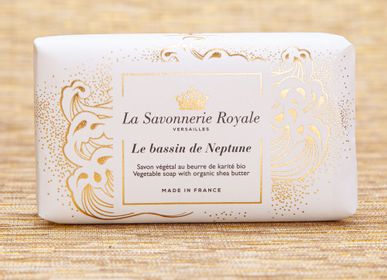 Soaps - 3.52 oz soap Le bassin de Neptune - LA SAVONNERIE ROYALE