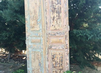 Decorative objects - Paravan pliant à roulettes, portes anciennes grecques avec panneaux du siècle précédent, paravan - SILO ART FACTORY
